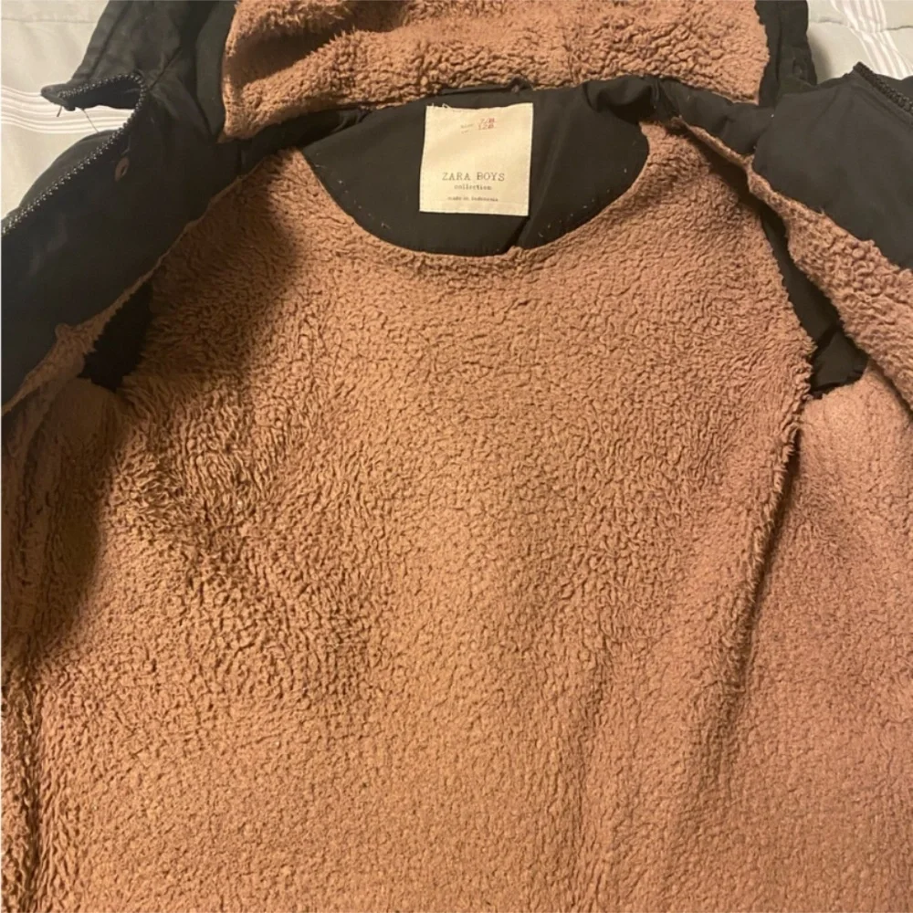 Zara boys puffer jacket - Picture 3 of 6